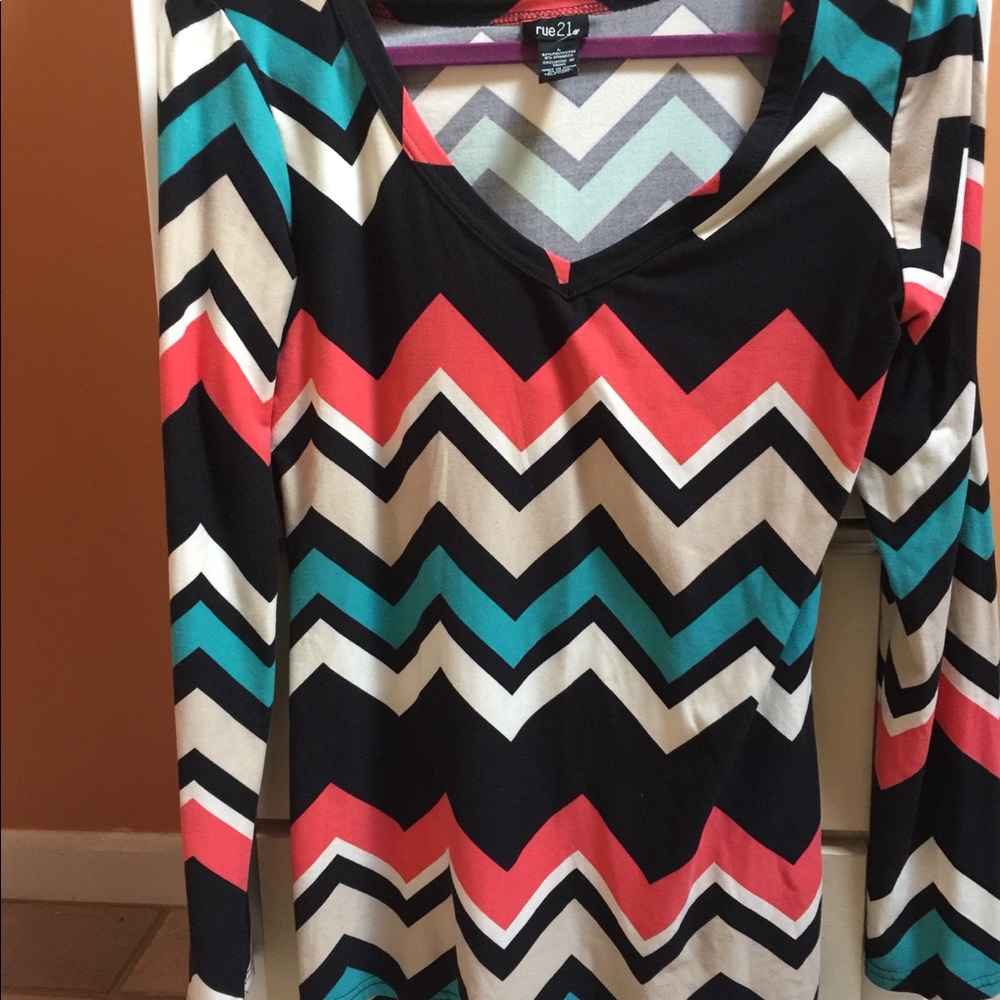 Rue 21 shirt